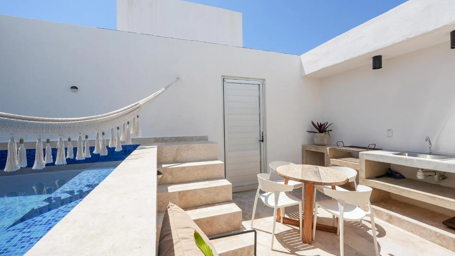 Aldea Dream Home Modern Designer 2 Floor Penthouse Sleeps 8 Tulum 0*,  Mexico